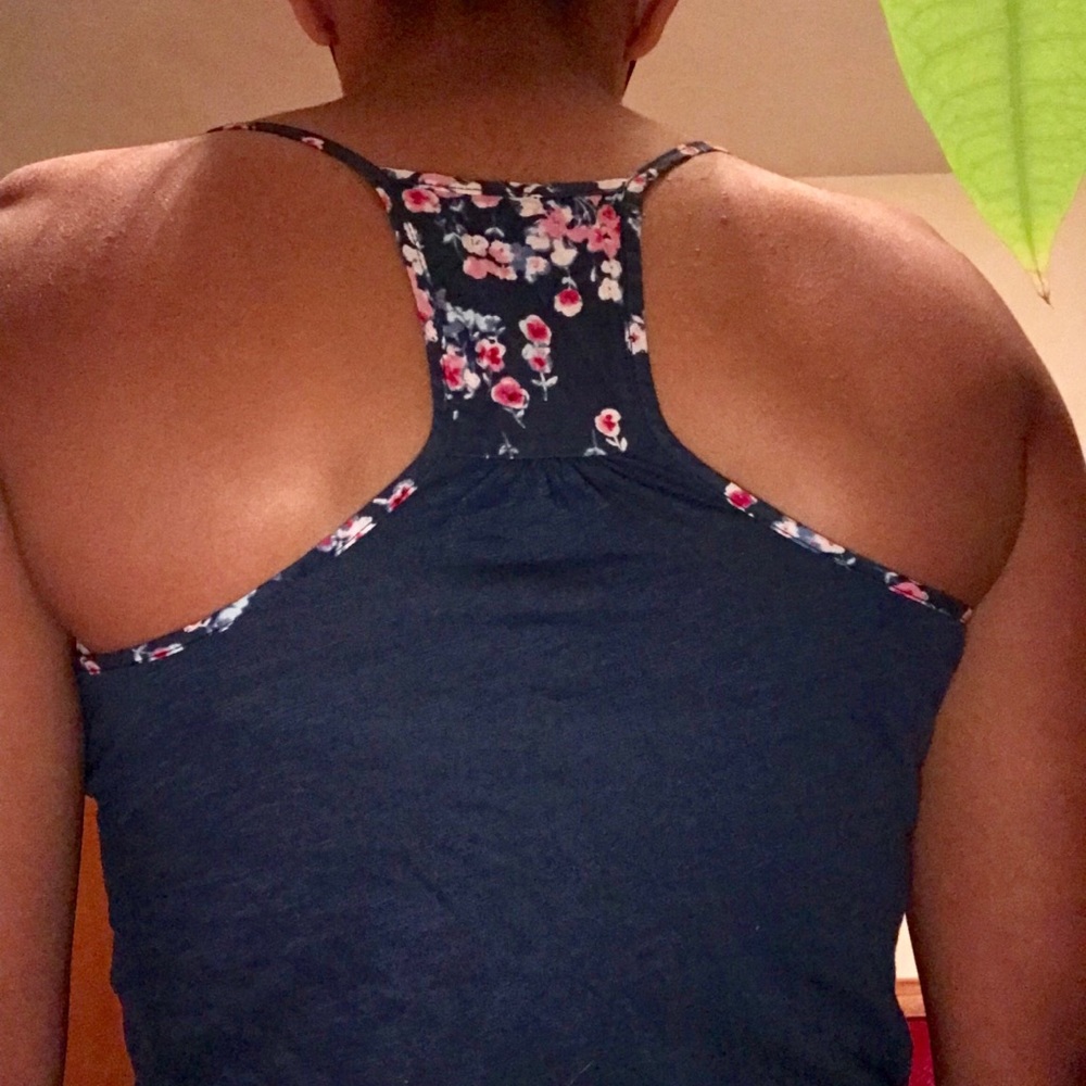 Floral Tank Top - Picture 2 of 7